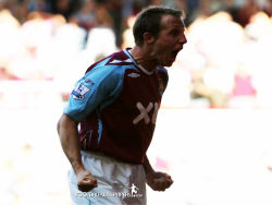 Lee Bowyer 1